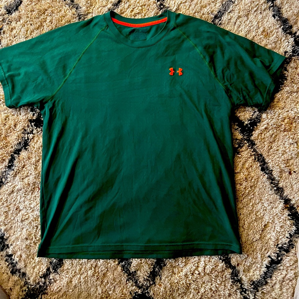 Men’s Under Armor Shirt